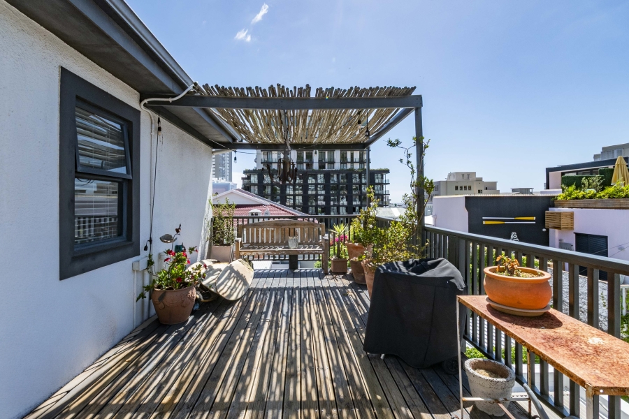 To Let 3 Bedroom Property for Rent in Sea Point Western Cape